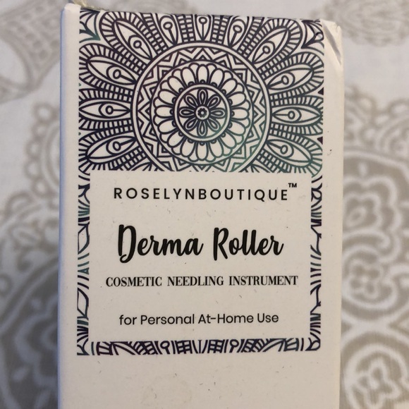 Roselyn Boutique Derma Roller 0.25mm - Picture 2 of 8